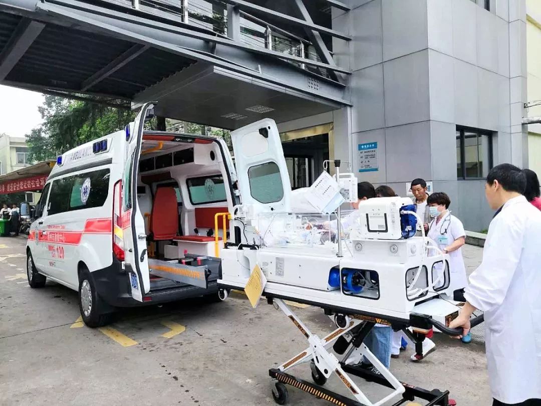 威宁长短途救护车转院